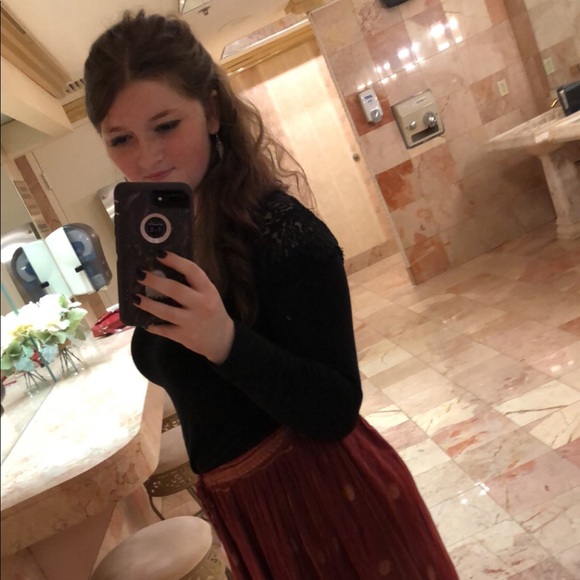 Meet your Posher, Kaeli - Picture 2 of 6